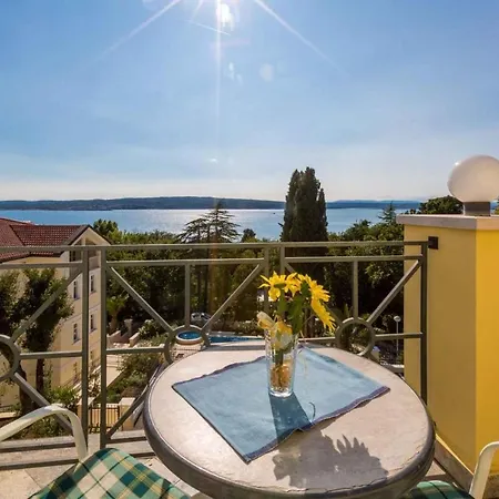 Apartment In 39029 Crikvenica